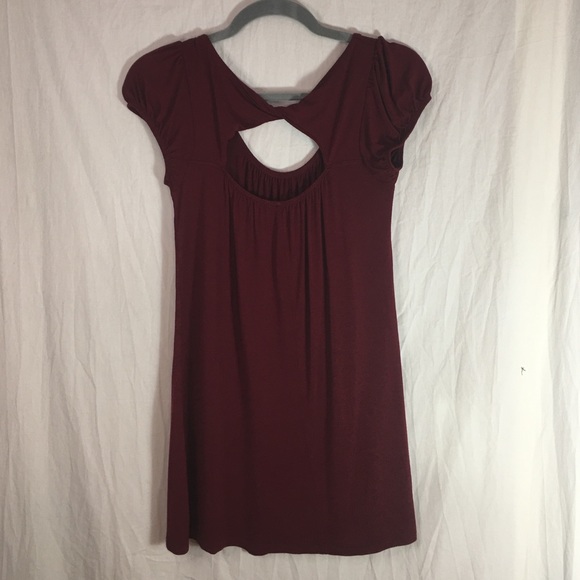 Julie’s Closet Raspberry Open Back Top - Picture 3 of 5